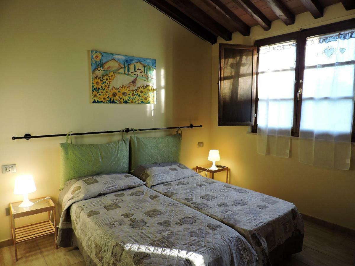 L'Aia Di Argia Guest House Ponte a Tressa Bagian luar foto